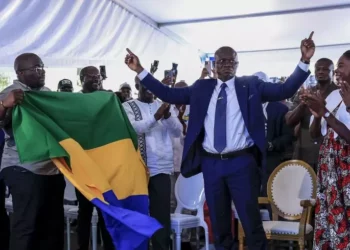 Gabon  : Brice Oligui Nguema, du putsch militaire à l’ascension présidentielle